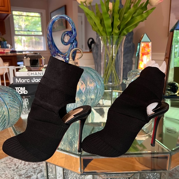 Christian Louboutin booties/heels size 35.5 - Picture 6 of 11